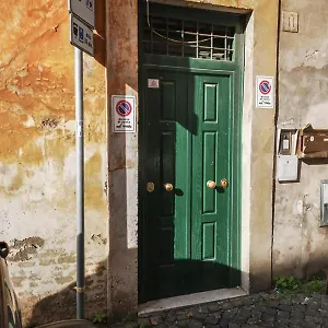Flatinrome Trastevere Deluxe - Patio Rom