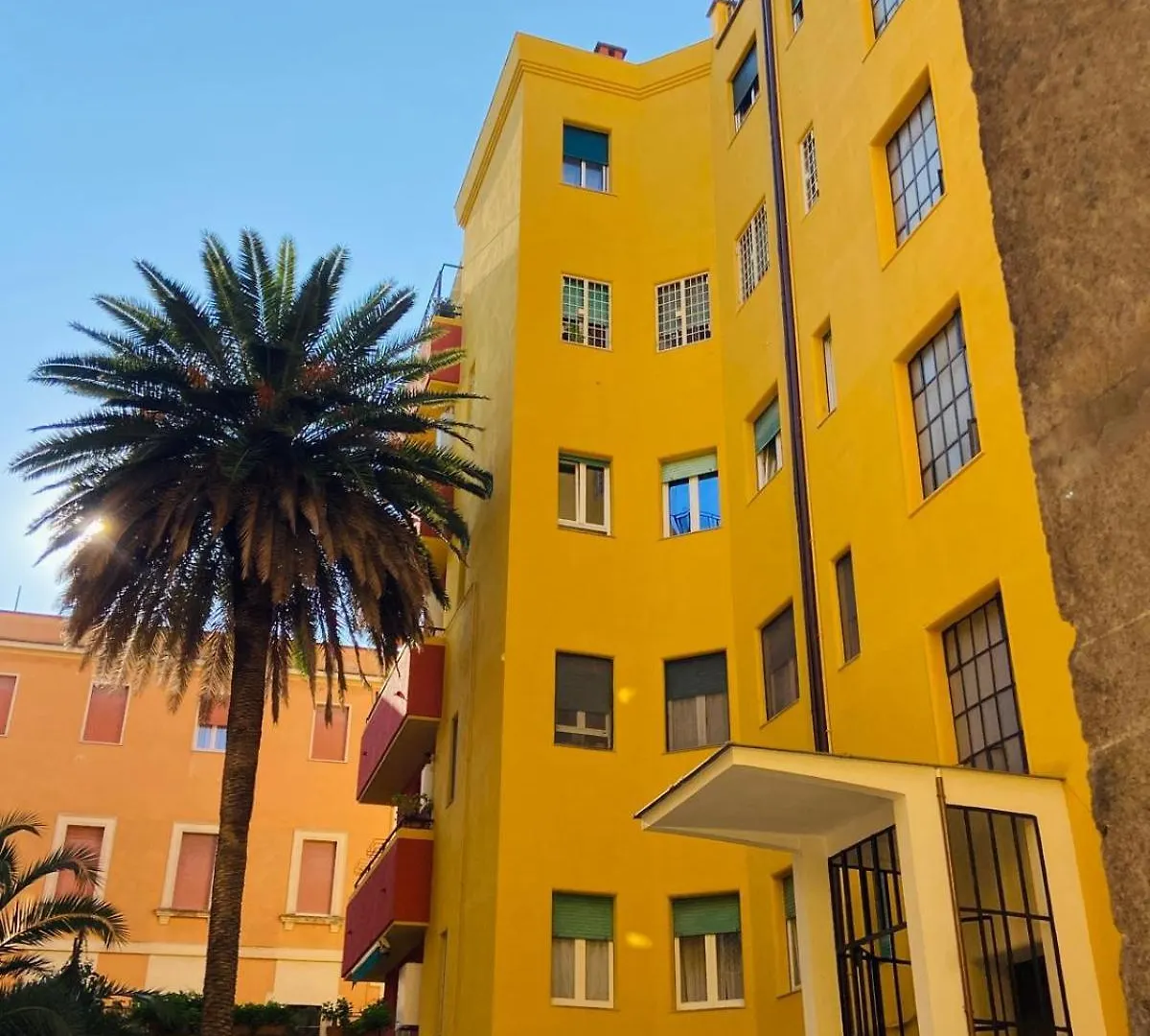 Antonioni'S Apartment Trastevere Rome